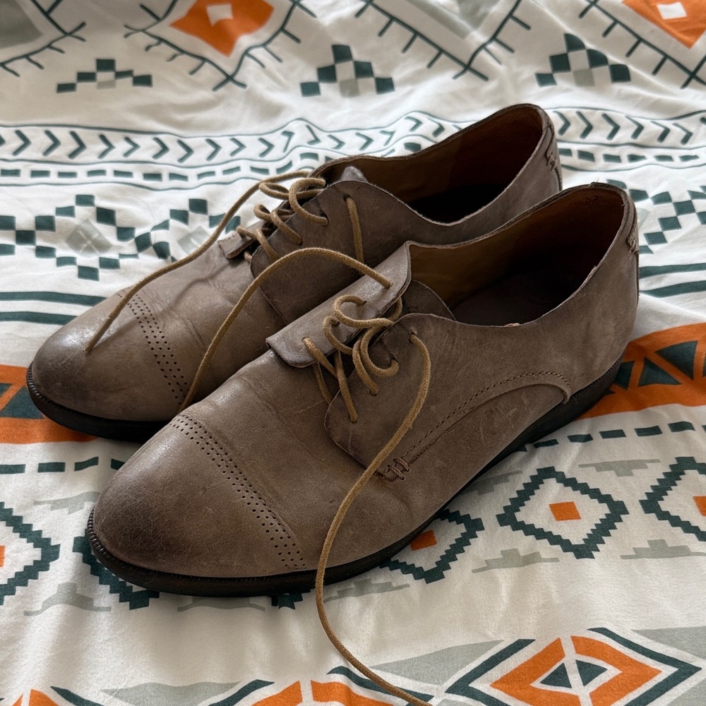 OluKai Oxfords